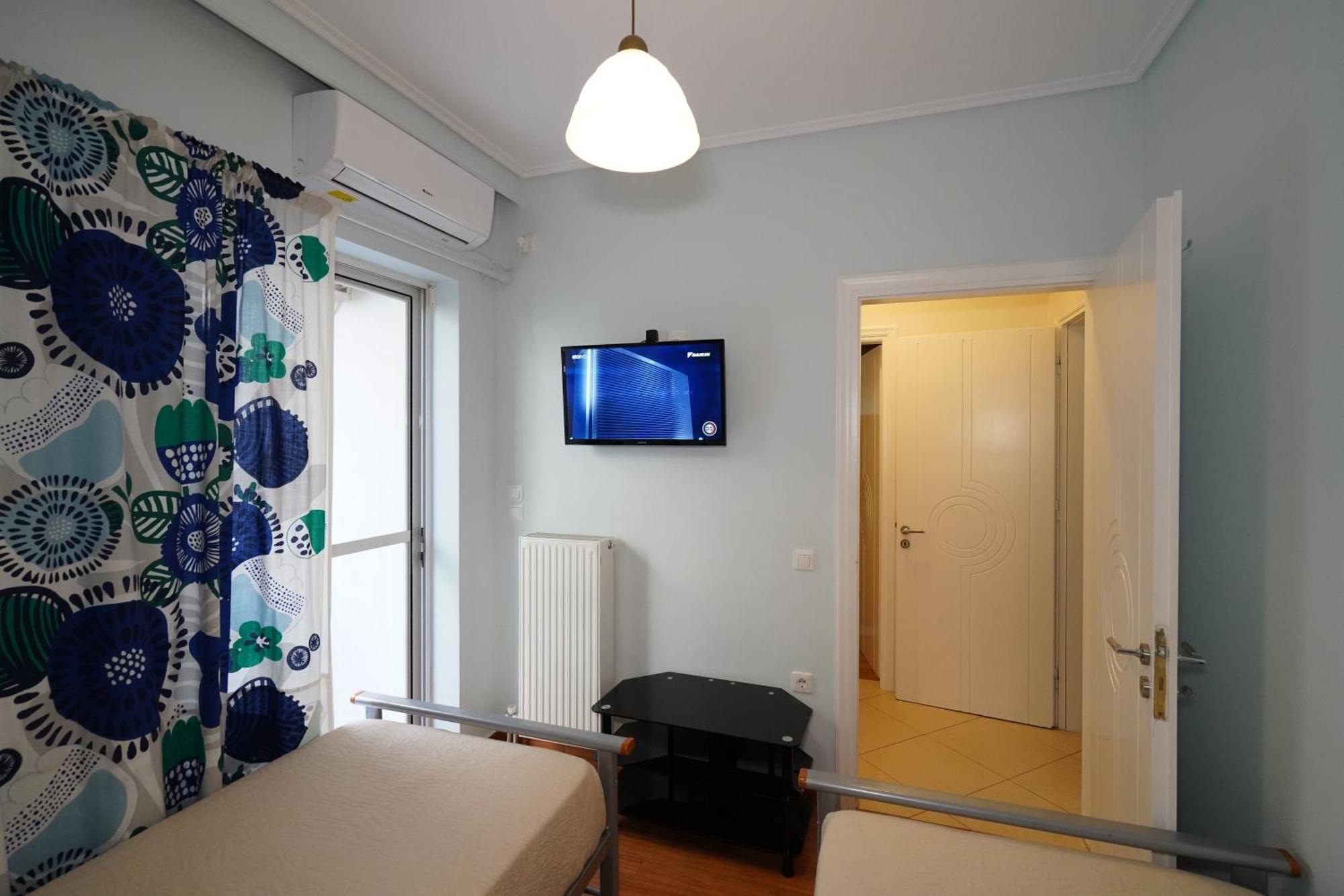 Garden Apartment Next To The Mall -Private Parking 雅典 外观 照片