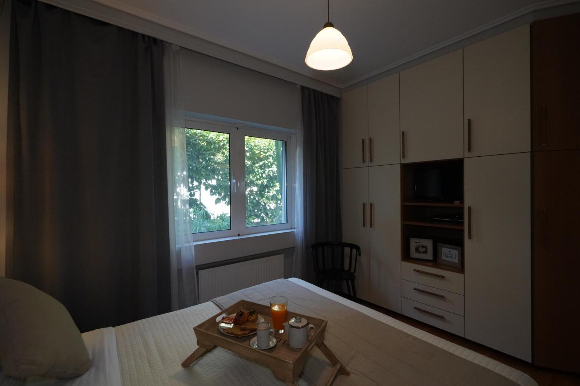 Garden Apartment Next To The Mall -Private Parking 雅典 外观 照片